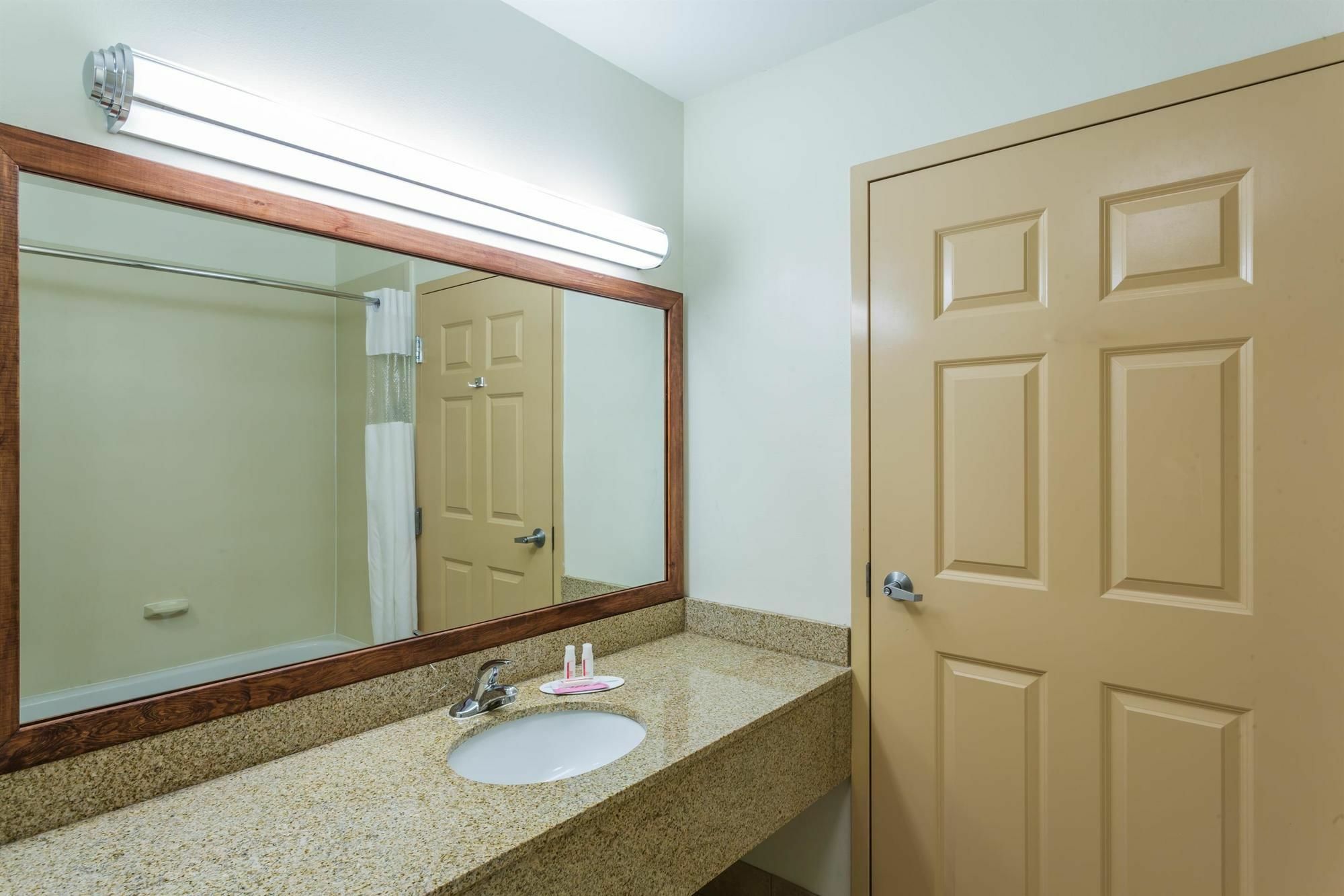 Red Roof Inn Houma Kültér fotó